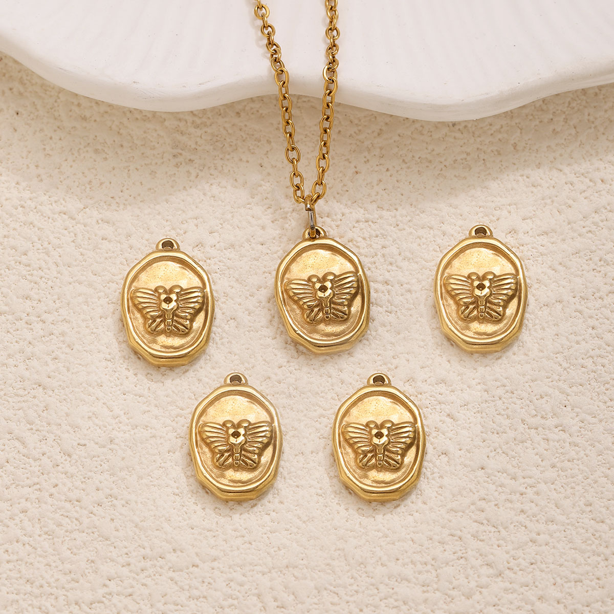 6 шт. овальных подвесок в виде – обзор и цена Butterfly Pendant Necklace