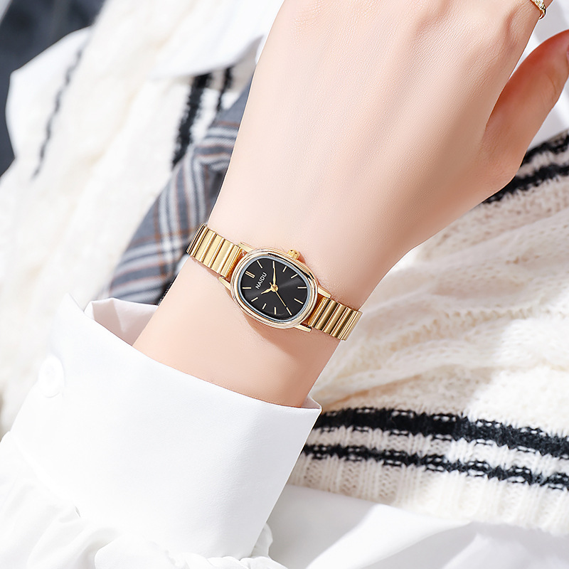 Модные женские часы с овальным – обзор и цена Jewelry Watches Gold