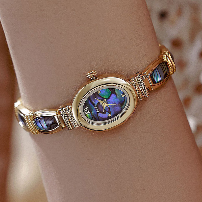 Женские часы-браслет с овальны – обзор и цена Jewelry Watches Gold